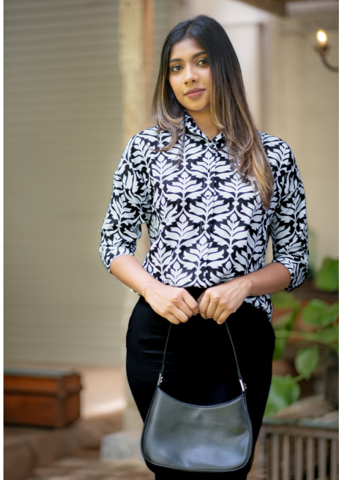 LORIDA BLACK PRINTED BLOUSE